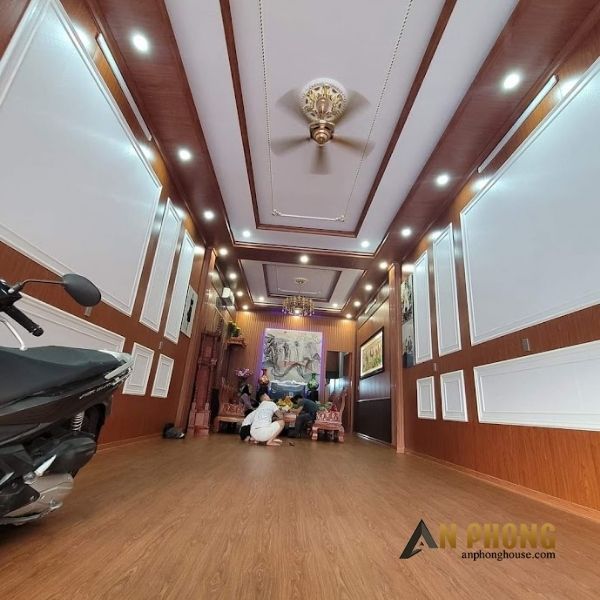 Thi Công Sàn Nhựa Giả Gỗ Quận 4 